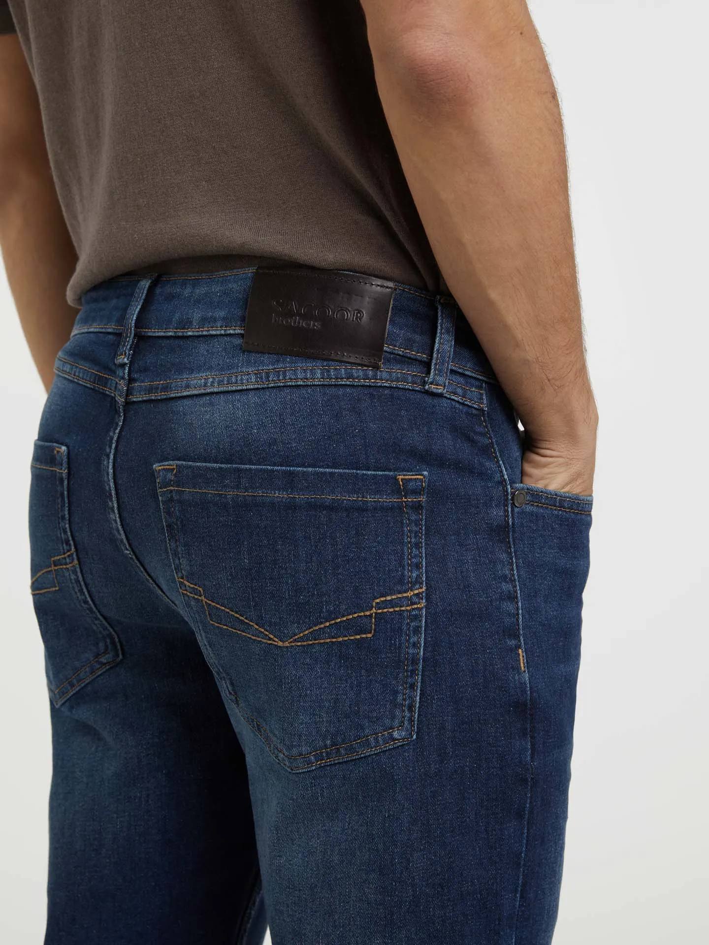 Regular Fit Basic Jeans