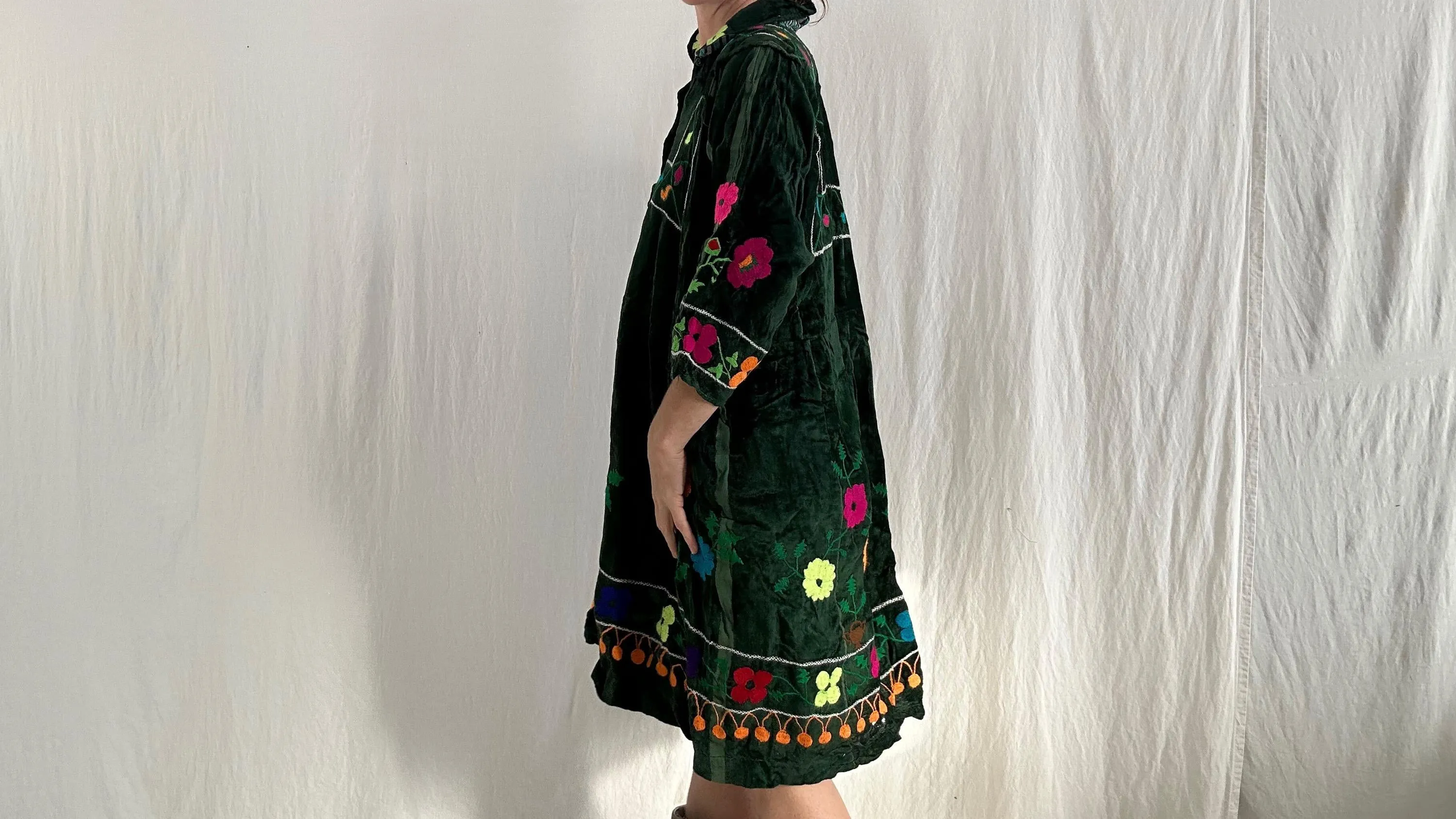 Vintage Uzbek Suzani Hand-Embroidered Velvet Dress. XS-M